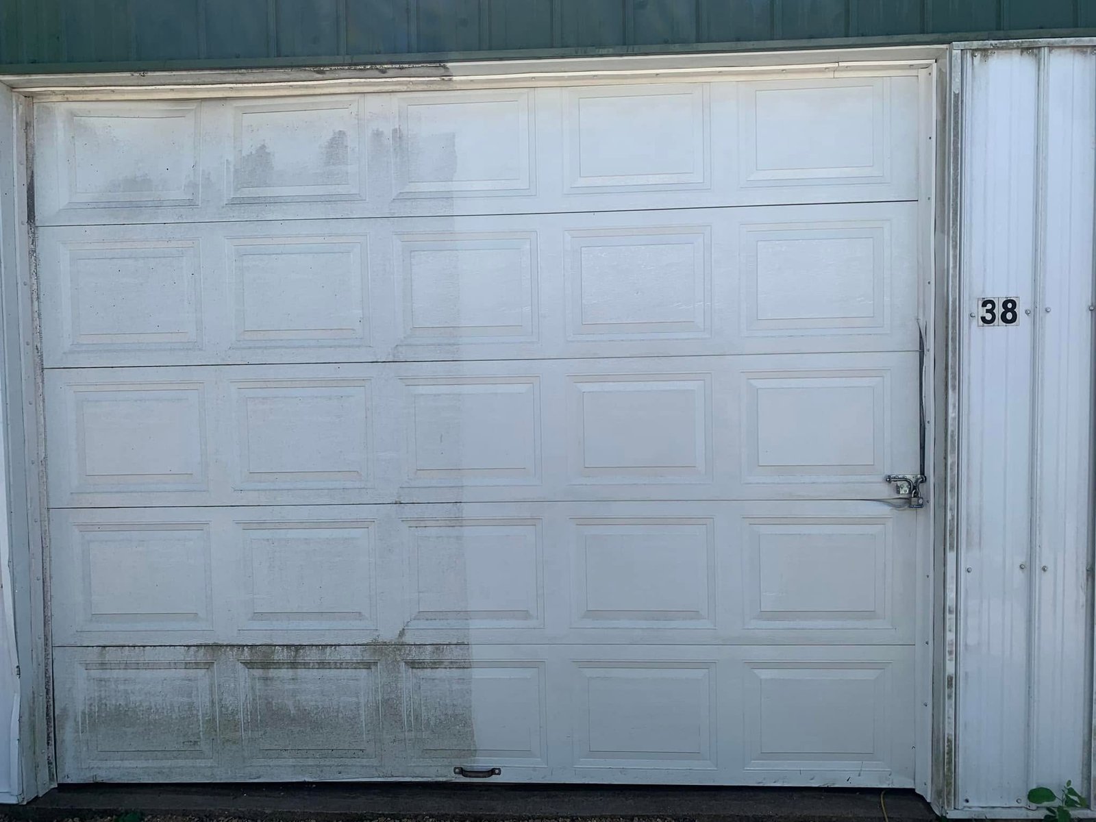 alt=Home exterior power washing